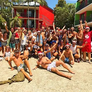 https://mooloolaba-backpackers.hotelssunshinecoast.net